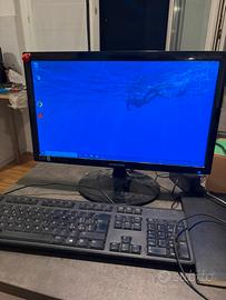 Pc fisso con monitor