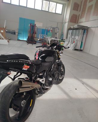 Triumph Daytona Speed triple black edition