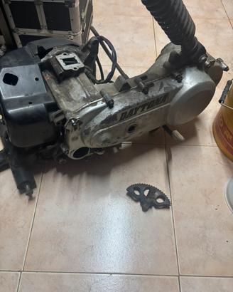 Blocco motore piaggio scooter