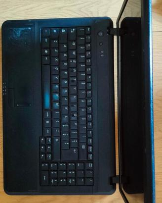 Lenovo G555 rotto - per pezzi di ricambio