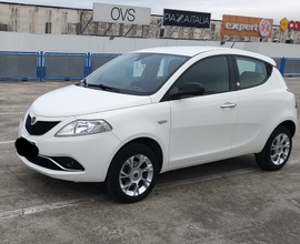 Lancia ypsilon metano