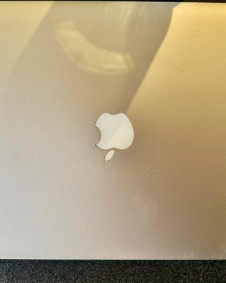 Macbook pro  I7 16GB RAM 256GB ARCHIVIAZIONE