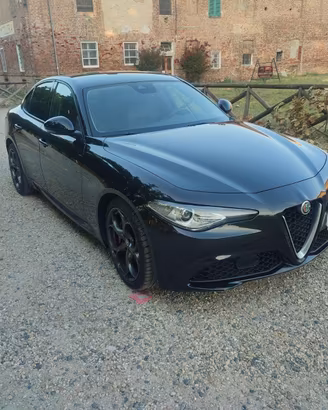 Alfa Romeo Giulia 180 cv