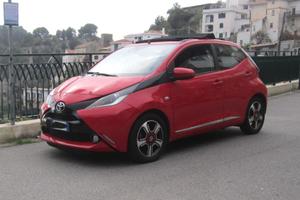 TOYOTA AYGO BELLA