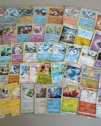 lotto carte Pokemon holo collezione rare giochi