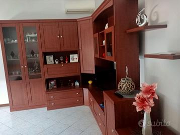 Mobile  sala colore noce