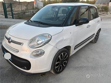 Fiat 500 L con tetto panoramico