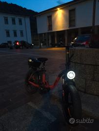 bicicletta elettrica jeep 