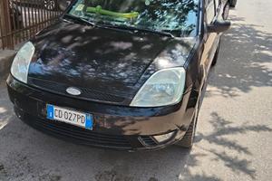 FORD Fiesta 3ª serie - 2002
