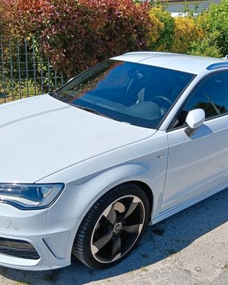 Audi A3 Sportback s-line full optional