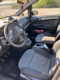 OPEL ZAFIRA B 1.9CDTI