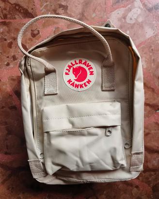 zaino Kanken mini colore panna