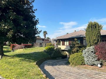 VILLA SINGOLA A VIZZOLO PREDABISSI