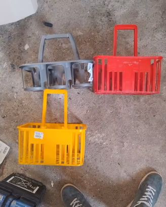 Cestelli Portabottiglie in Plastica