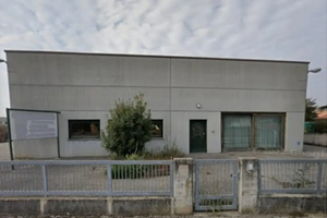 Capannone e terreno edificabile