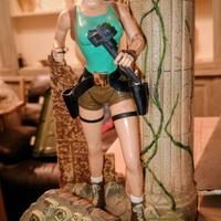 Tomb Rider figure