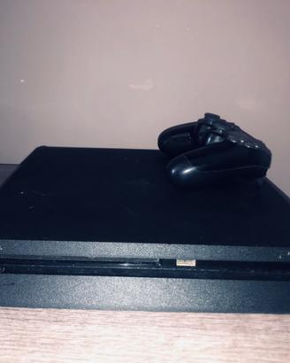 PlayStation 4 Slim + Controller + Giochi | Perfett