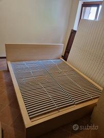 Letto matrimoniale Ikea