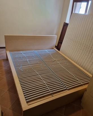 Letto matrimoniale Ikea