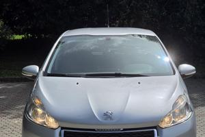 Peugeot 208 1.4hdi 50kw ok neopatentati 
