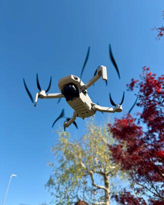 Drone dji mini 4k + accessori