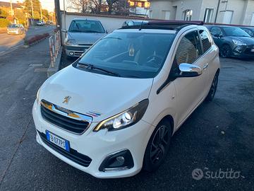 Peugeot 108 cabrio allestimento allure automatica