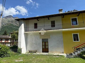 CASA SEMINDIPENDENTE A USSEGLIO