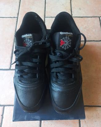 Reebok classic nere 41