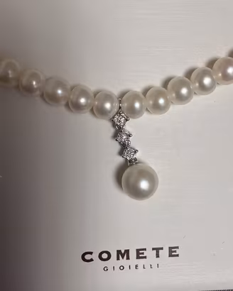 Girocollo in perle e bracciale