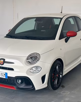 Abarth 695 1.4 180 CV KM0 2023