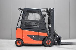 CARRELLO ELEVATORE LINDE E 25 CON GIREVOLE