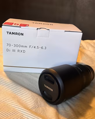 Obiettivo Tamron 70-300mm per Sony E-mount