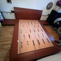 Letto matrimoniale contenitore in LEGNO MASSICCIO