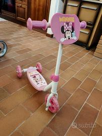 monopattino tre ruote minnie
