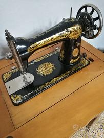 SINGER antica con mobile