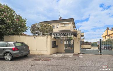 BILOCALE IN PALAZZINA DI RECENTE COSTRUZIONE CON P
