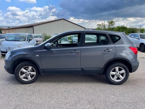 NISSAN Qashqai 2.0 dCi
