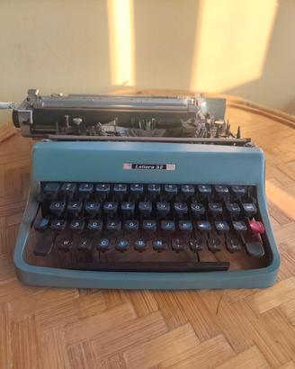 Olivetti lettera 32