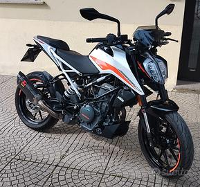 KTM DUKE 390 ABS