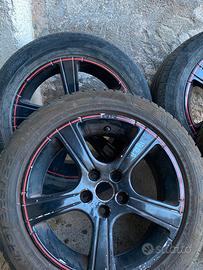 Cerchi Momo 6.5JX15H2 con gomme