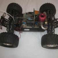 AUTO A SCOPPIO -TRUCK 4XWD MOD XTREME-MOSTER-