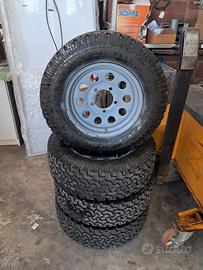 4 PNEUMATICI 4x4,  M+S, ricoperti, 205 70 R15