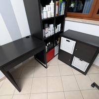 scrivania con libreria e cassettiera completa