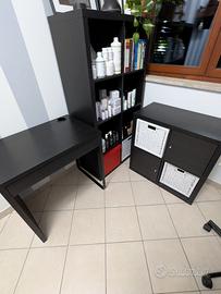 scrivania con libreria e cassettiera completa