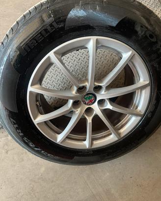 Cerchi alfa romeo stelvio