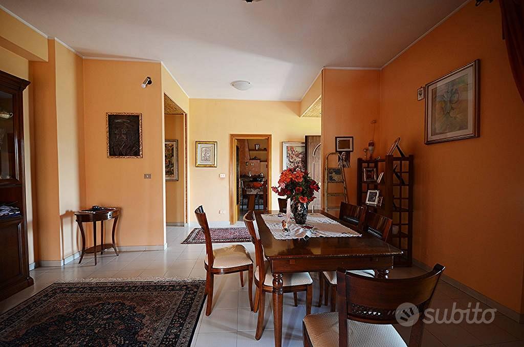 Villa di 215 m² con 4 locali e box auto a Ceccano - View 4