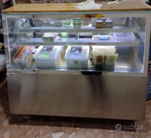 Vitrina refrigerate a Banco