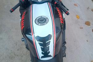 Yamaha r1