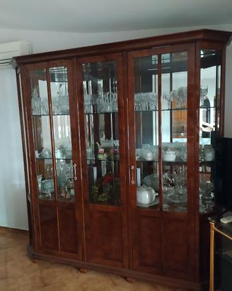 Mobili Sala da Pranzo Completa. (Svuoto tutto).