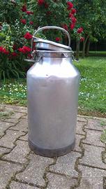 Bidone del latte 40L in alluminio con coperchio